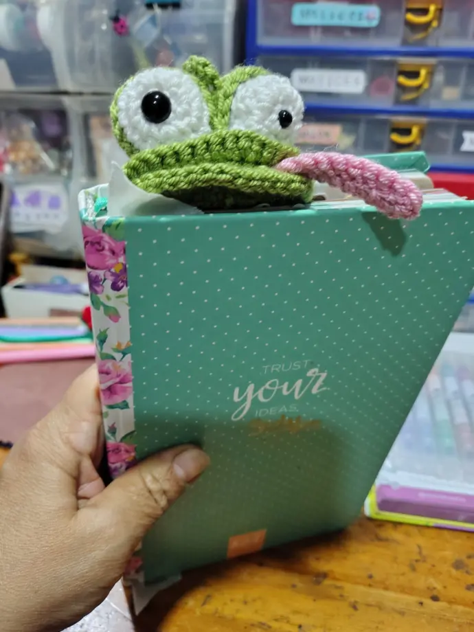 Marcapáginas tejidos