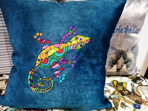 Cojines Bordados